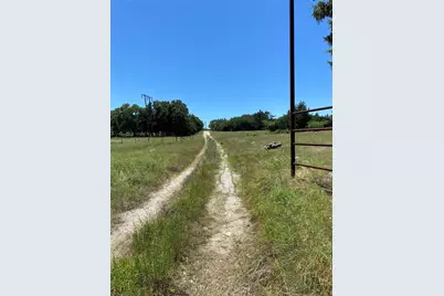 5925 Hwy 287, Bowie, TX 76230 - Photo 5