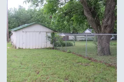 101 E Murray Street, Denison, TX 75021 - Photo 7