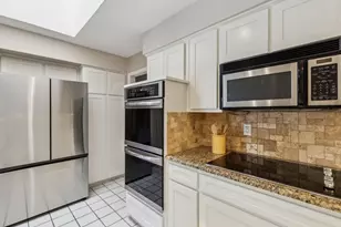 4406 Cobblers Ln, Dallas, TX 75287 - Photo 17