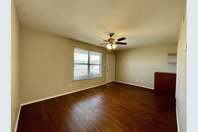 2526 W Prairie Street #203, Denton, TX 76201 - Photo 7
