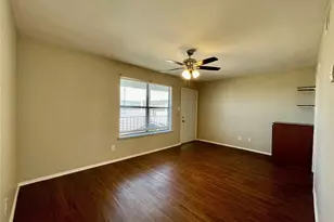 2526 W Prairie St, Denton, TX 76201 - Photo 7