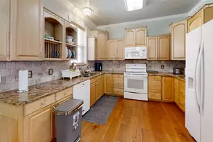 1407 Lady Amber Ln, Granbury, TX 76049 - Photo 27