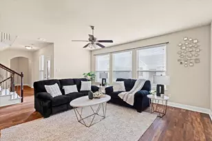 2660 Venice Dr, Grand Prairie, TX 75054 - Photo 13