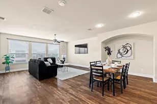 2660 Venice Dr, Grand Prairie, TX 75054 - Photo 11