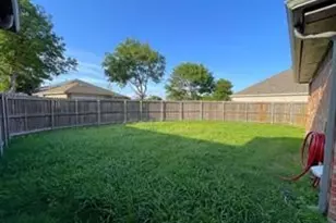10910 Red Cedar Dr, Frisco, TX 75035 - Photo 17