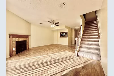 800 W Collins Street, Denton, TX 76201 - Photo 5