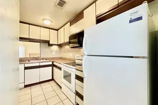 800 W Collins St, Denton, TX 76201 - Photo 13