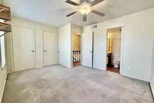 800 W Collins St, Denton, TX 76201 - Photo 9