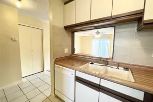 800 W Collins St, Denton, TX 76201 - Photo 3