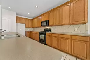 8008 Laughing Waters Tr, McKinney, TX 75070 - Photo 9