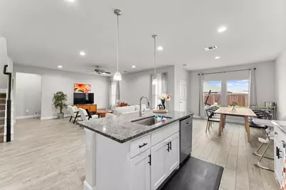 1225 Rolling Meadows Drive, Cedar Hill, TX 75104 - Photo 9