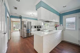 4705 Woodview St, Arlington, TX 76013 - Photo 9