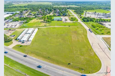 735 E Renfro Street, Burleson, TX 76028 - Photo 3