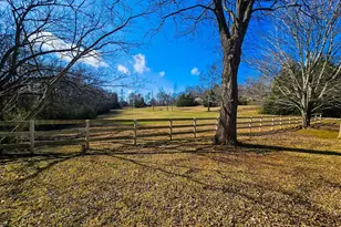 517 An County Rd 147, Palestine, TX 75801 - Photo 23