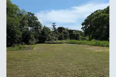 212 E Ellen Avenue, Hurst, TX 76053 - Photo 1