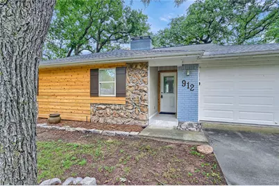 912 Kiowa Drive W, Lake Kiowa, TX 76240 - Photo 5