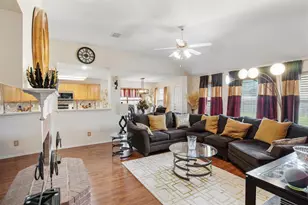 141 Buffalo Creek Dr, DeSoto, TX 75115 - Photo 3