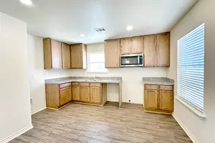 320 SW 14th, Mineral Wells, TX 76067 - Photo 9