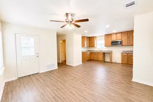 320 SW 14th, Mineral Wells, TX 76067 - Photo 5