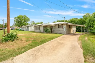685 S First Avenue, Stephenville, TX 76401 - Photo 3