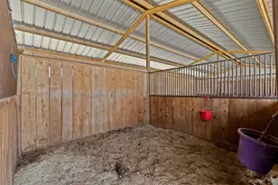 295 Lindsey Ln, Stephenville, TX 76401 - Photo 23