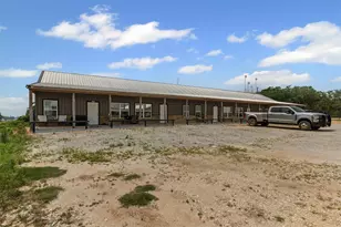 295 Lindsey Ln, Stephenville, TX 76401 - Photo 35