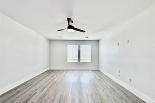 8749 Scottyâ€™s Lake Ln, The Colony, TX 75036 - Photo 17