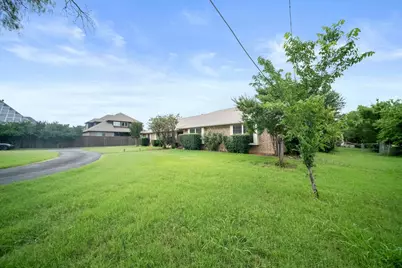 6939 Calender Road, Arlington, TX 76001 - Photo 5