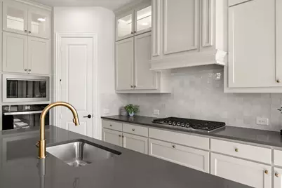 2104 Redding Drive, Mansfield, TX 76084 - Photo 11