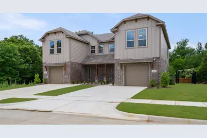 400-402 Trailhead Lane, Denton, TX 76205 - Photo 1