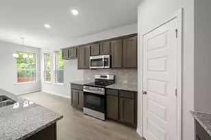 400-402 Trailhead Ln, Denton, TX 76205 - Photo 11