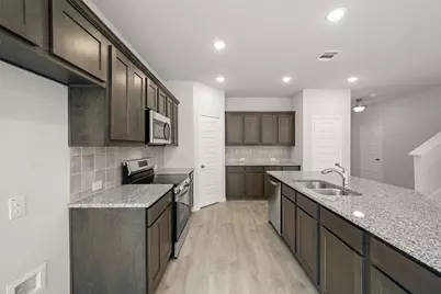 400-402 Trailhead Lane, Denton, TX 76205 - Photo 9