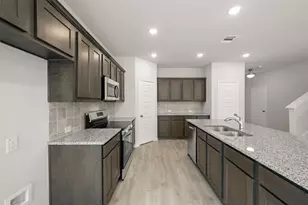 400-402 Trailhead Ln, Denton, TX 76205 - Photo 9