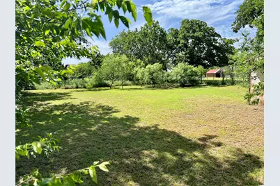 711 Fayette Street, Nocona, TX 76255 - Photo 3