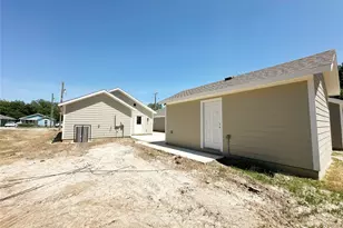 318 SW 14th, Mineral Wells, TX 76067 - Photo 21