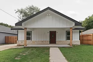 811 Ritchey St, Gainesville, TX 76240 - Photo 1