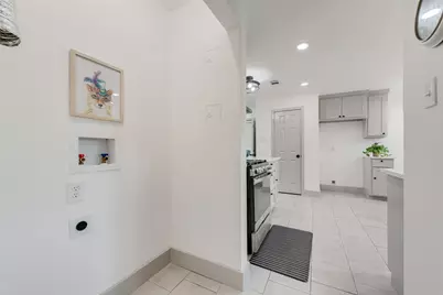 10166 San Lorenzo Drive, Dallas, TX 75228 - Photo 9