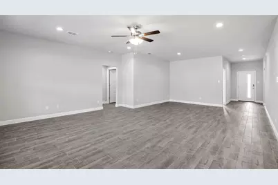 1155 Keystone Drive, Granbury, TX 76048 - Photo 13