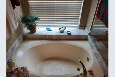 425 Jenkins Lane, Lewisville, TX 75067 - Photo 19