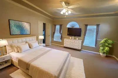 425 Jenkins Lane, Lewisville, TX 75067 - Photo 3