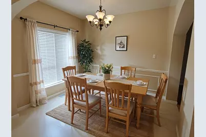 425 Jenkins Lane, Lewisville, TX 75067 - Photo 5