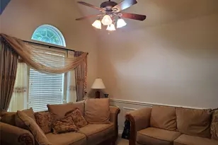 425 Jenkins Ln, Lewisville, TX 75067 - Photo 13