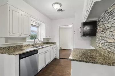 6716 Alma Street, Forest Hill, TX 76140 - Photo 7