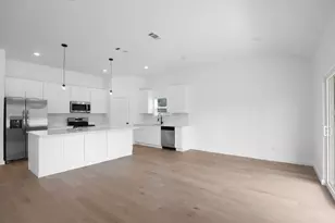 909 Maple St, Farmersville, TX 75442 - Photo 7