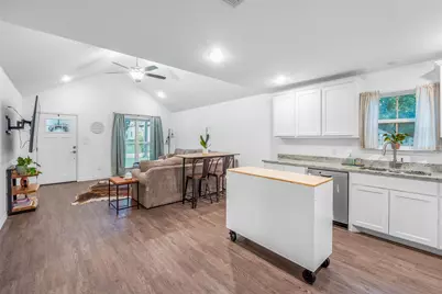 161 Columbia Street, Cleburne, TX 76031 - Photo 7