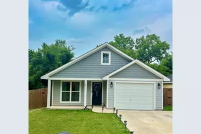 161 Columbia Street, Cleburne, TX 76031 - Photo 1