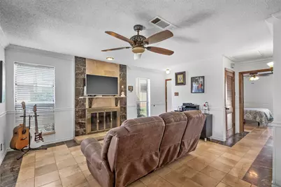 1104 Harwell Drive #1514, Arlington, TX 76011 - Photo 5