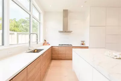 610 N Oak Cliff Boulevard #103, Dallas, TX 75208 - Photo 3