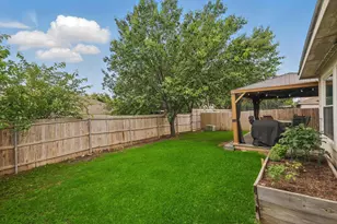 713 Bridle Trail, Saginaw, TX 76179 - Photo 27