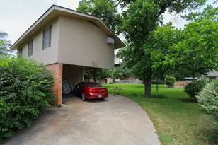 1000 S Harrison St, McGregor, TX 76657 - Photo 25